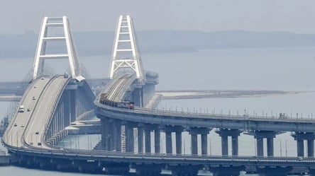 Перетнути Кримський міст складно навіть росіянам — окупанти посилили заходи безпеки - 290x166