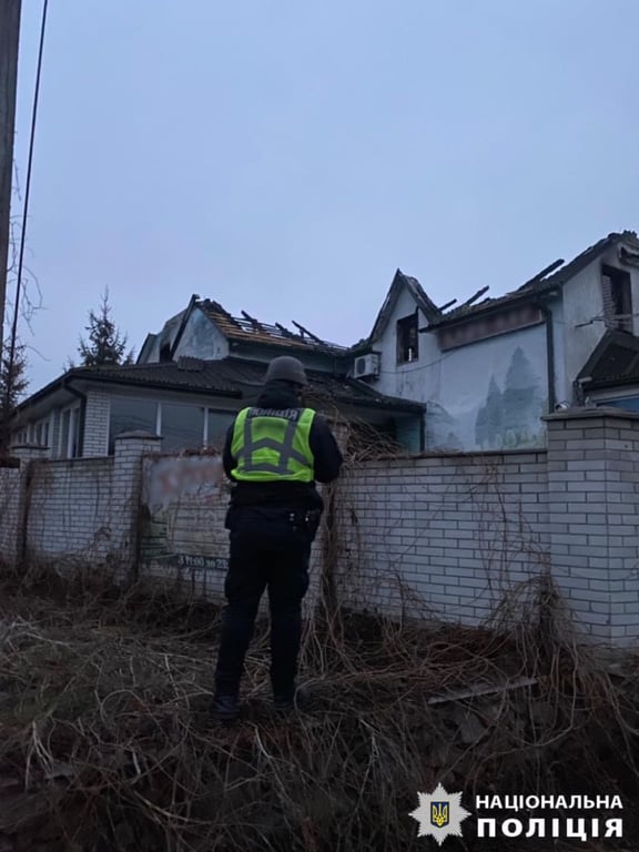 Поліція документує наслідки атаки на Київщину вночі 17 січня