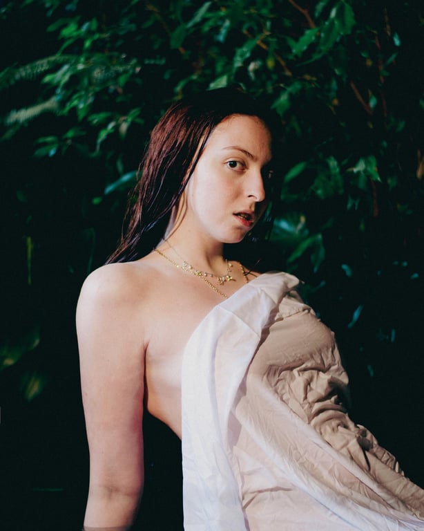 Оголена донька Олі Полякової. Фото: instagram.com/mashapolyakova