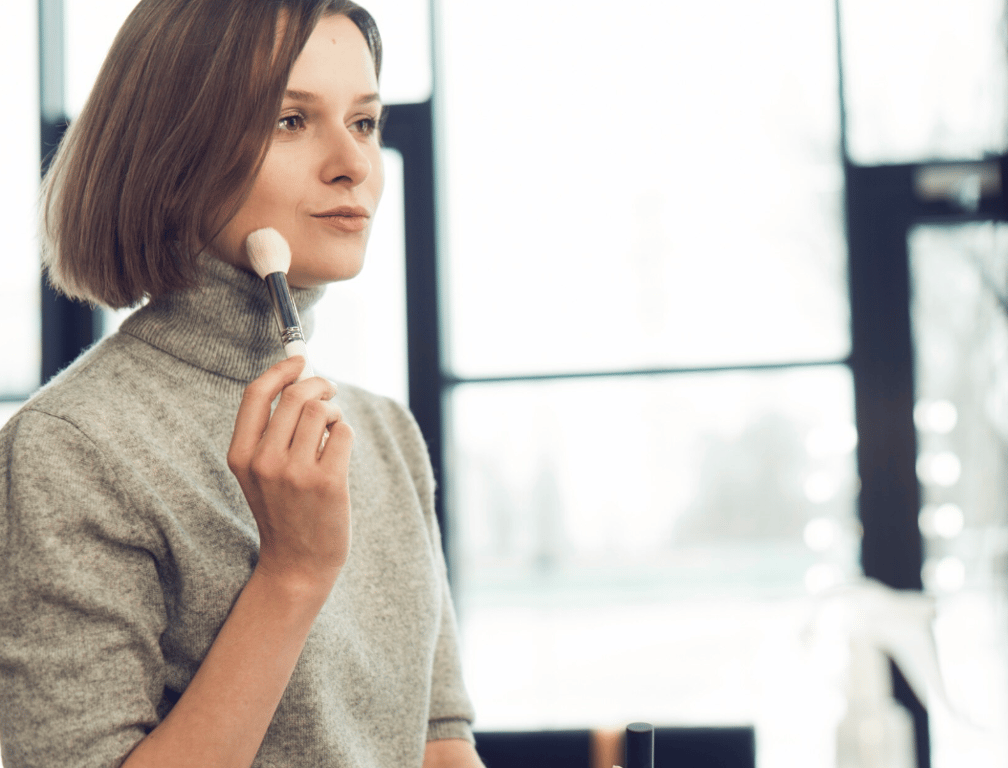 Як наносити тональний крем на обличчя