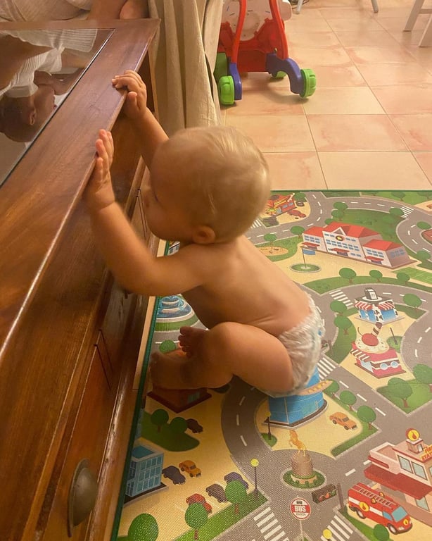 Осадча зачарувала мережу ексклюзивними фото молодших синів - фото 5