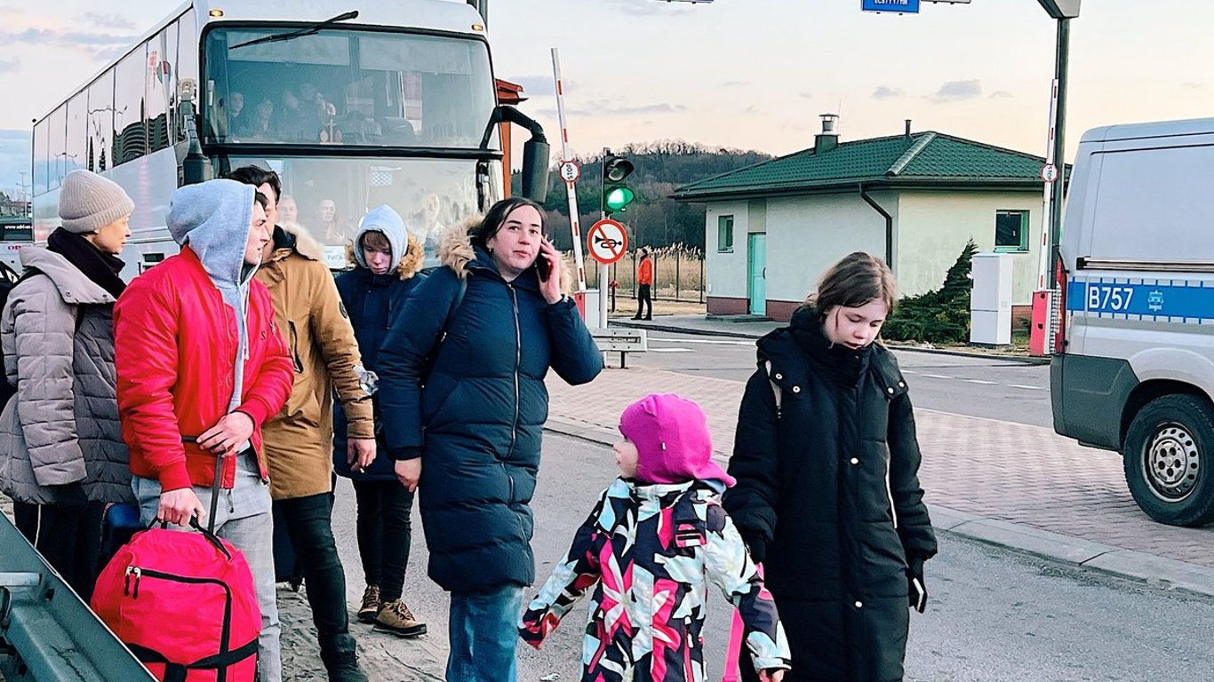 Україна хоче повернути всіх українців додому - що таке Агенція єдності