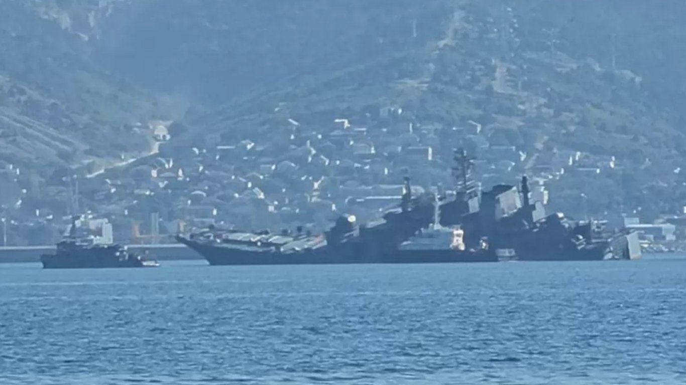 Чи тікатиме Чорноморський флот до Новоросійська після удару по Севастополю: думка експерта
