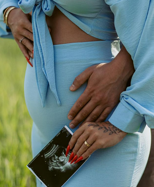 беременная блоггерша