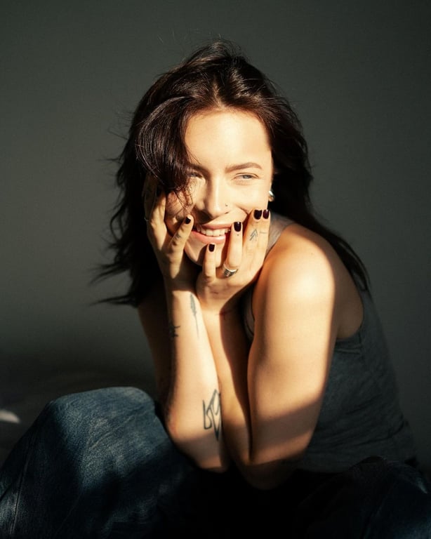 Марія Кравець у ніжному образі