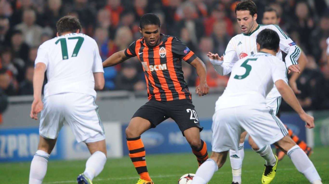 Дуглас Коста