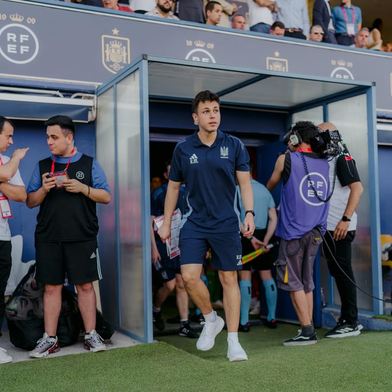 Кирилл Мазур