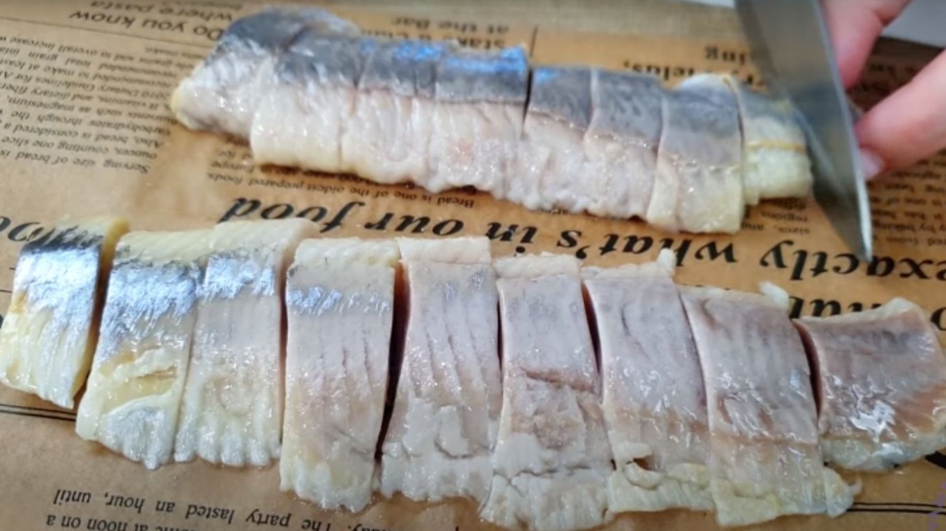 рецепт, як приготувати оселедець в кефірі