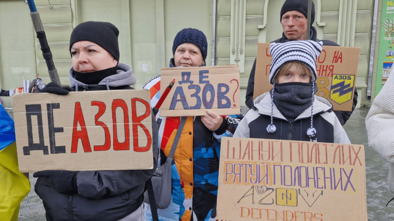 На Дерибасовской в Одессе призвали не забывать о пленных