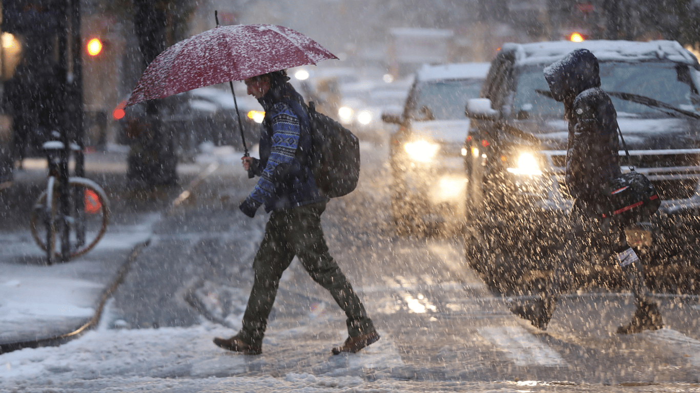 Погода в Украине в воскресенье, 10 марта — три области предупредили о мокром снеге и дождях