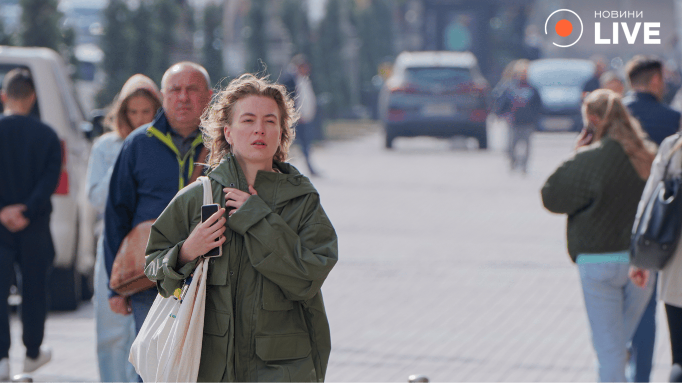 Синоптики прогнозируют сегодня похолодание и дожди в Украине