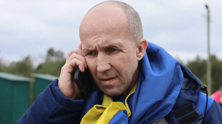 Звонки домой и слезы: первые эмоции украинцев после плена - 285x160