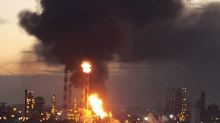 У Москві сталася пожежа на нафтопереробному заводі - 285x160