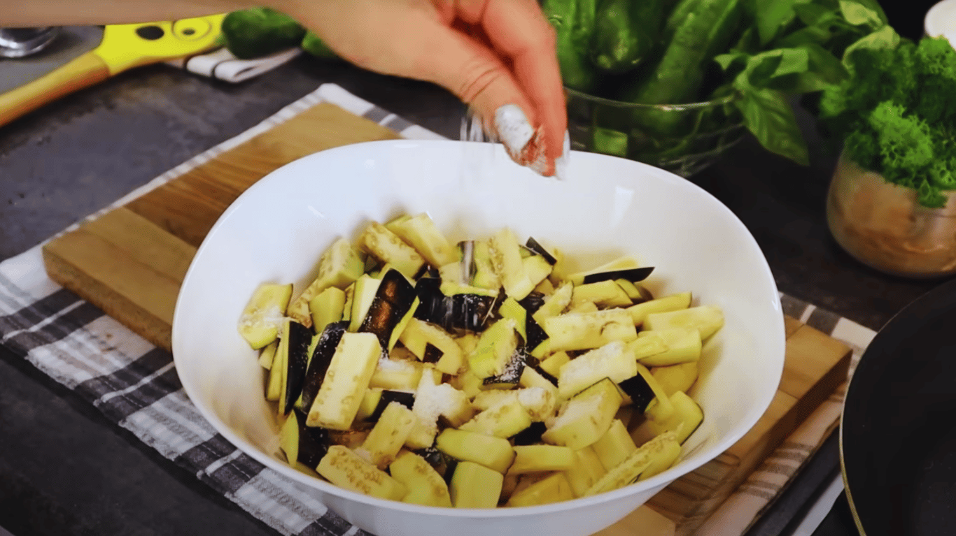 салат з баклажанами