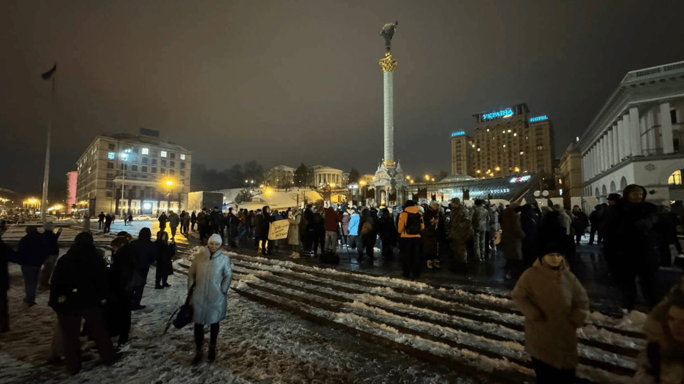 Мітинг у Києві — що кажуть активісти після відставки Залужного