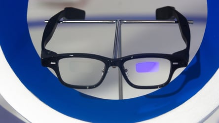 Alibaba launches Quark AI smart glasses to challenge Meta - 285x160