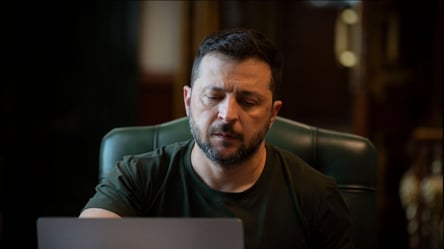 Зеленський обговорив ескалацію з боку РФ з лідерами НАТО і Європи - 285x160