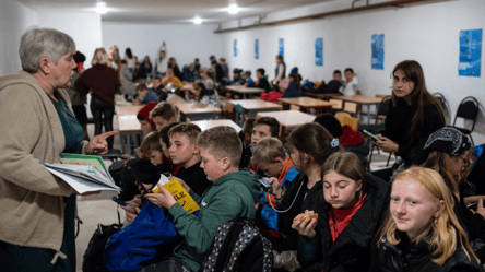 З понеділка деякі школярі Одеси навчатимуться по-новому — подробиці - 290x166