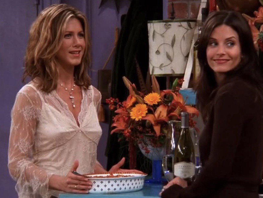 Блузка, яка закохує в себе з першого погляду