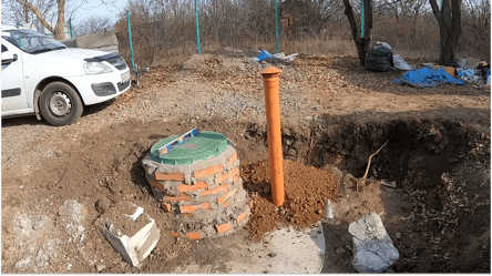 На якій відстані від паркану сусіда можна копати вигрібну яму - 285x160