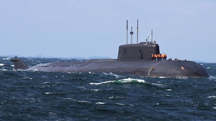 рф вивела у море підводний човен: ОК “Південь” попереджає про ракетну небезпеку - 285x160