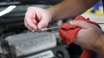 Как высокий уровень масла может убить двигатель гибридного авто - 285x160