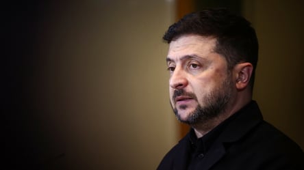 Корупція і війна — Зеленський прокоментував гучні розслідування - 285x160