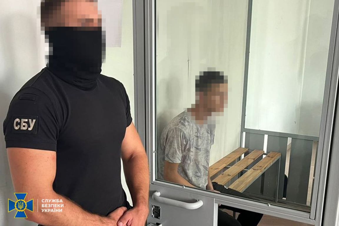 Группа лиц поджигала авто ВСУ в Кропивницком