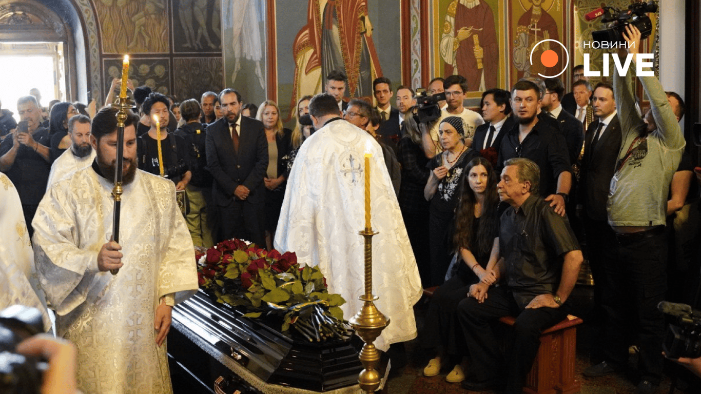 Прощання з Вікторією Рощиною