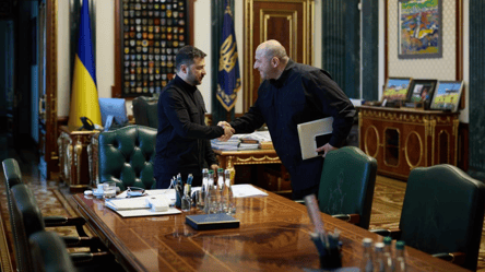 Зеленський назвав три головні пріоритети оборони України - 285x160