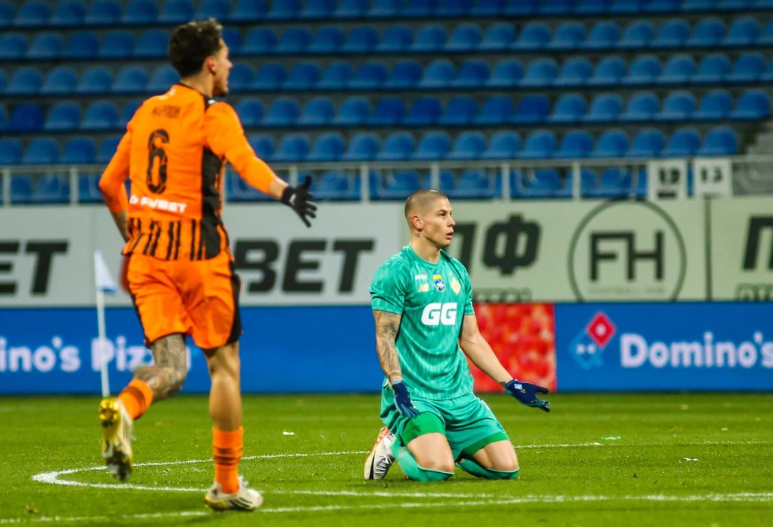 Денис Попов