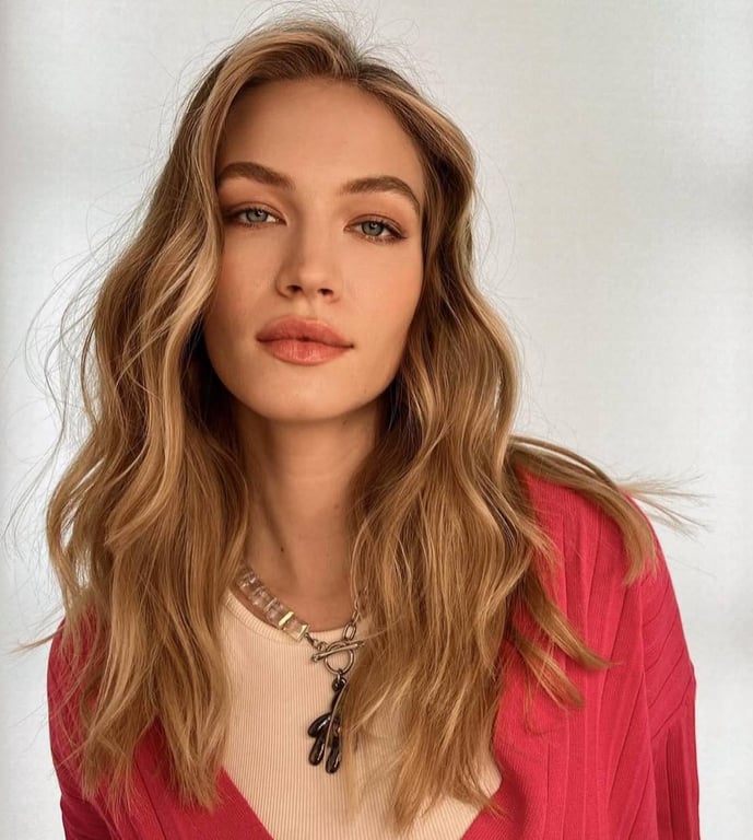 Новогодние укладки за 15 минут с эффектным результатом - фото 2