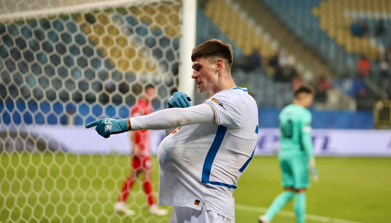 Владислав Блэнуцэ