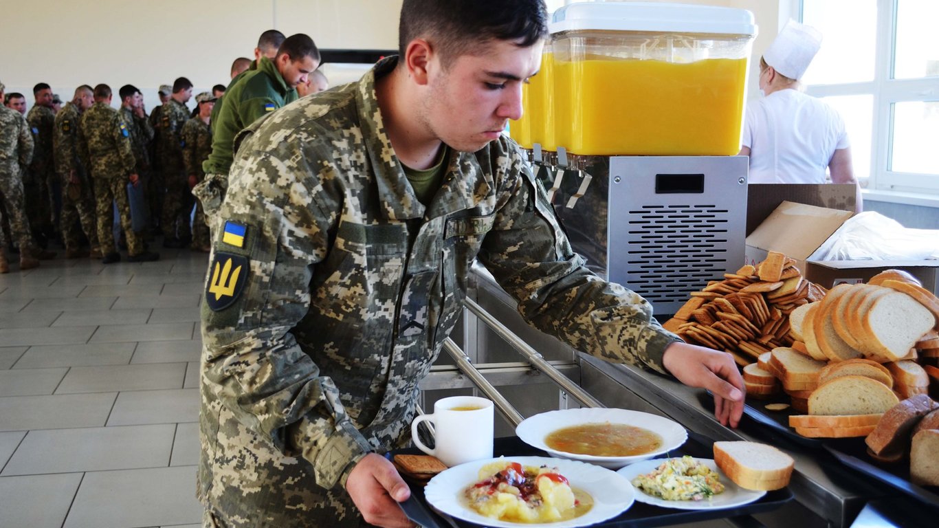 Коррупционные схемы в Минобороны: как воруют деньги на закупке продовольствия для ВСУ