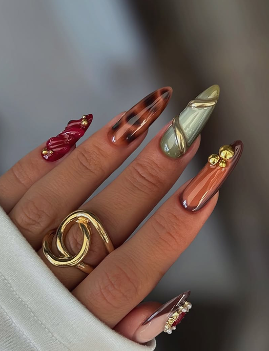 Який манікюр підійде творчим людям
