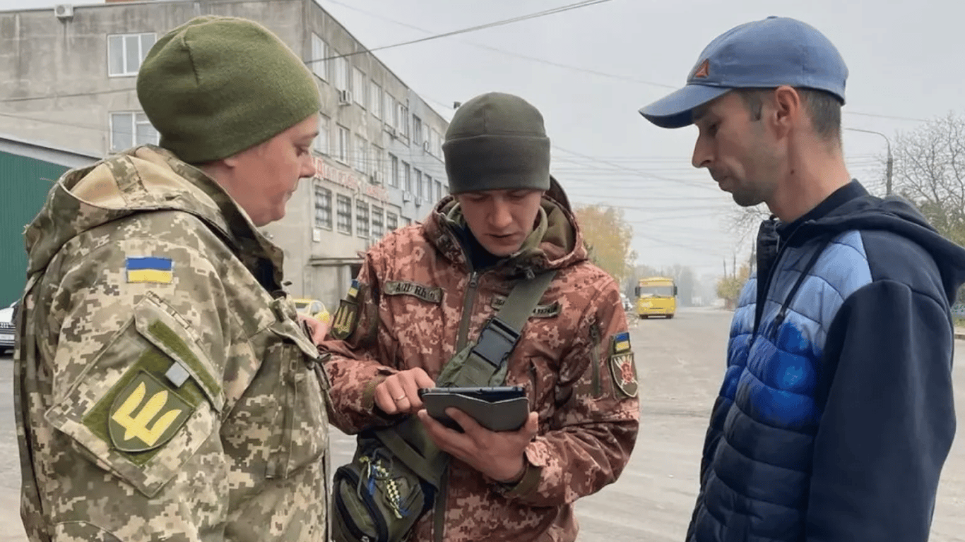 Активність ТЦК — військовий пояснив, куди мобілізують людей