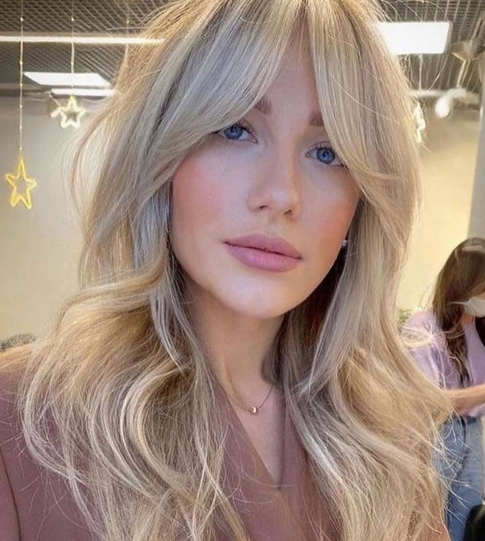 Чубчик, що підійде будь-якому типу обличчя і зачісці