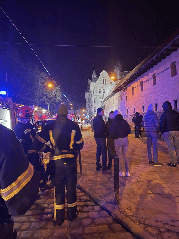 Подробности пожара в ресторане "Реберня" - репортаж Новости.LIVE