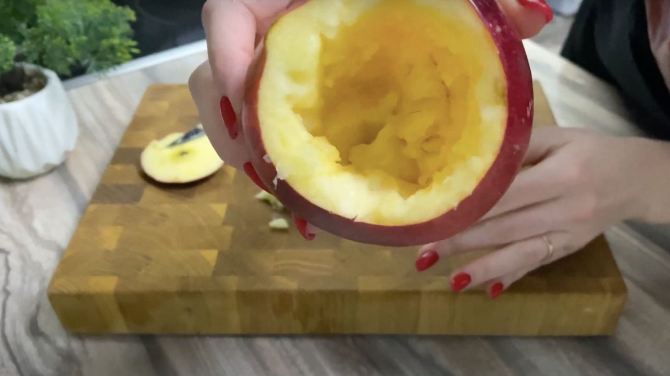 як запекти яблука в духовці