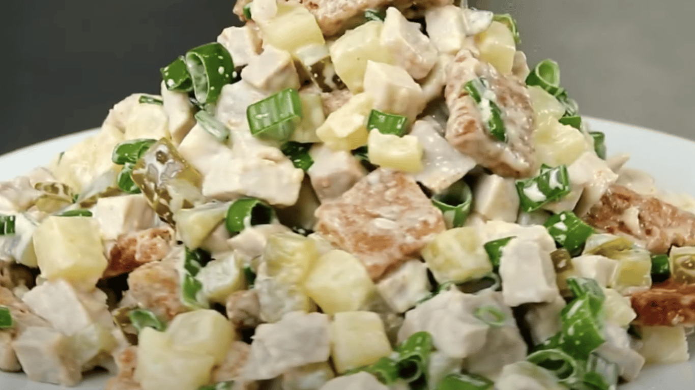 швидкий салат, незвичайне поєднання, яке підкорює всіх