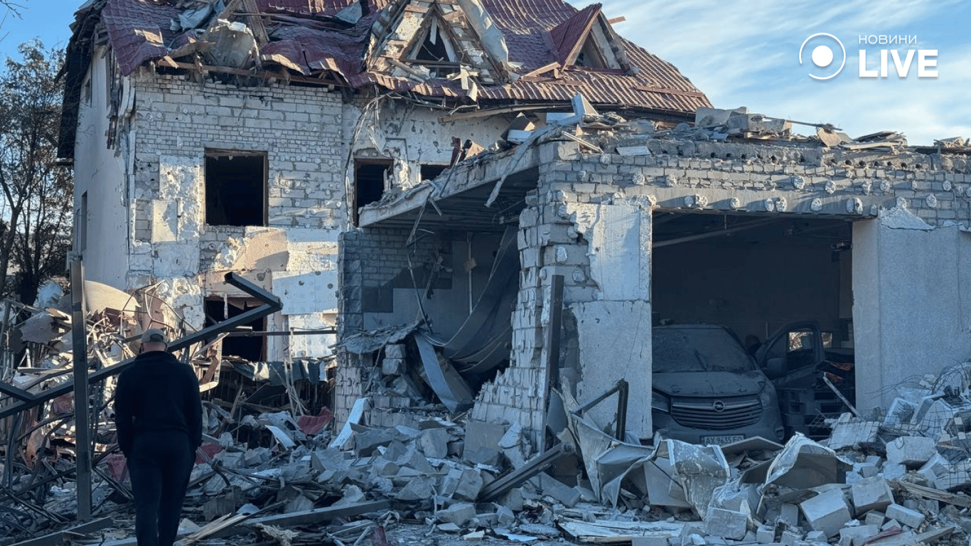 Зруйнований приватний будинок у Харкові