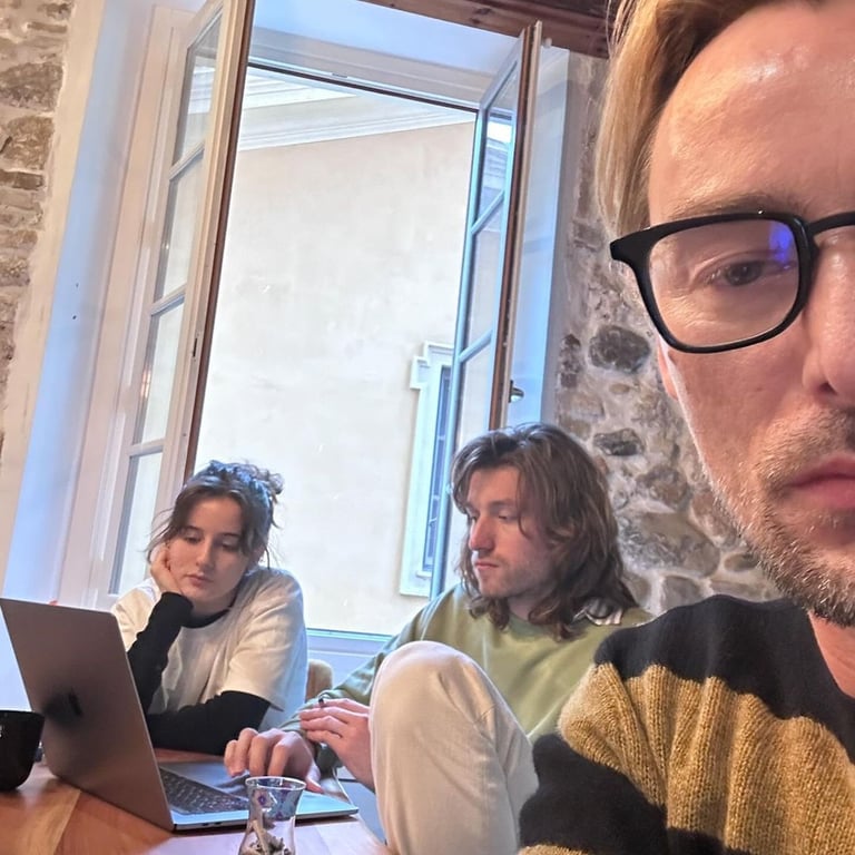 Бадоев вместе со своими детьми