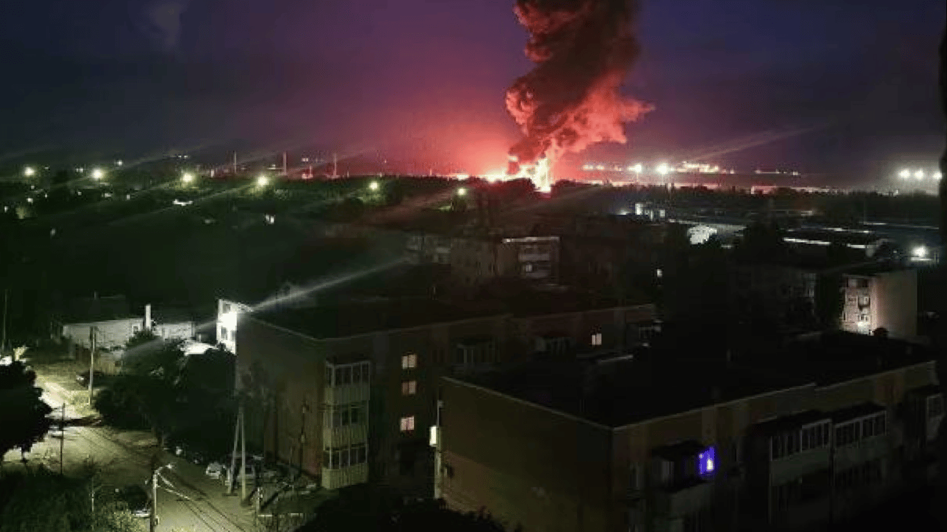 Пожары на нефтебазах 18 июня в Ростовской области являются спецоперацией СБУ - источники