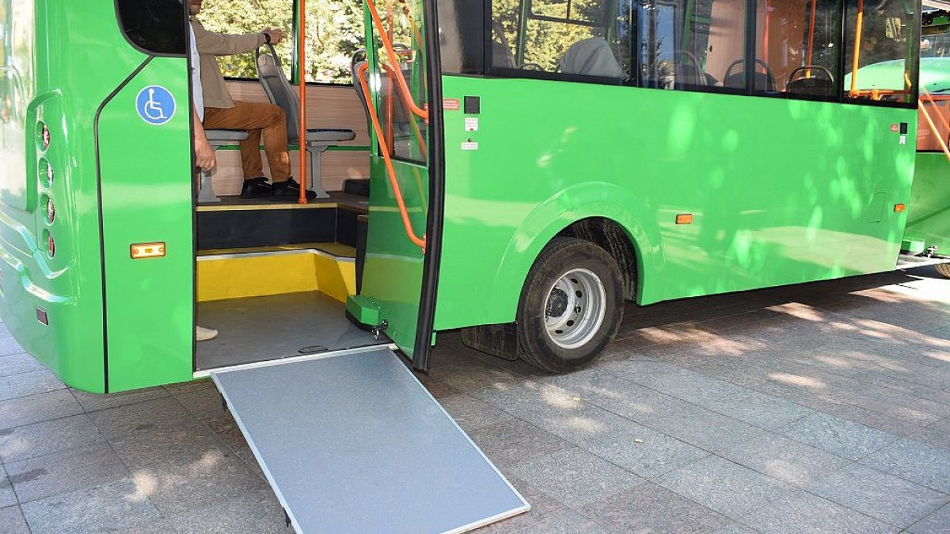 Расписание автобусов для лиц с инвалидностью в Одессе на октябрь