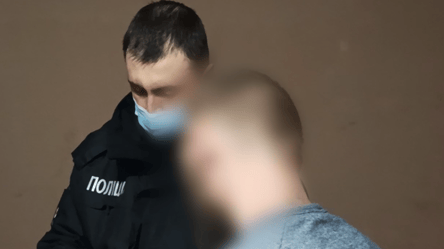 Незаконно удерживали — в Николаеве девушка выпрыгнула из окна - 290x166