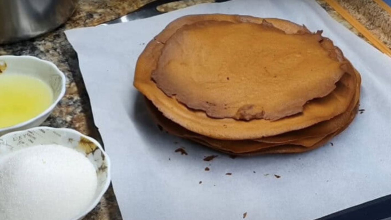 смачний вологий торт 