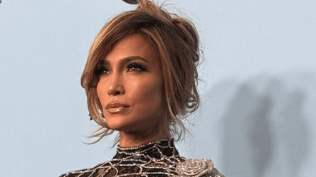 Return of the 90s — Jennifer Lopez surprised with retro hairstyle - 285x160