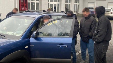 Пытался дать взятку военнослужащему из ОСГВ "Одесса" —  дело передано в суд - 285x160
