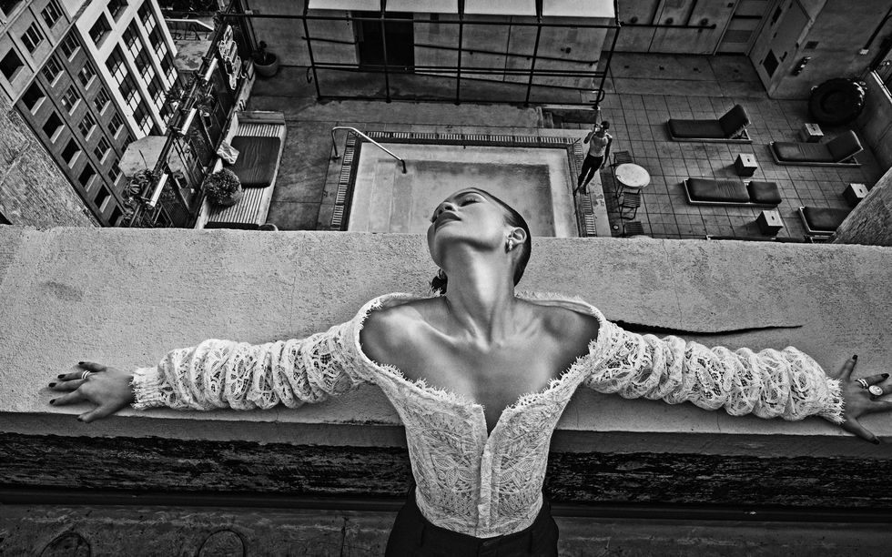 Девушка "Человека-паука" Zendaya в белье снялась для модного глянца - фото 7