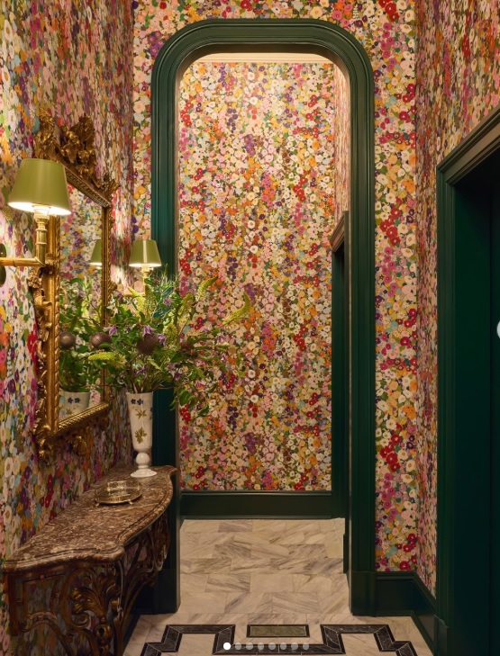 Вважалися застарілими — який тренд інтер'єру повернула Зої Дешанель (фото) - фото 1